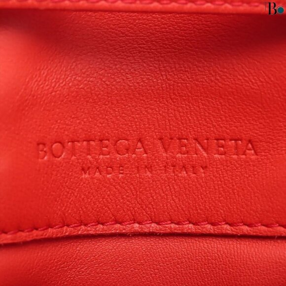 B-14. Bottega Veneta Intrecciato Leather Shoulder Bag - Picture 6 of 11